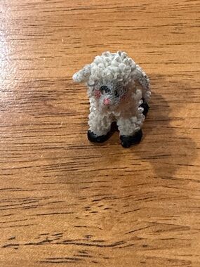 Miniature Lamb Figurine - White with Black Hooves